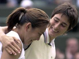Sugiyama, Halard-Decugis smile after Wimbledon win